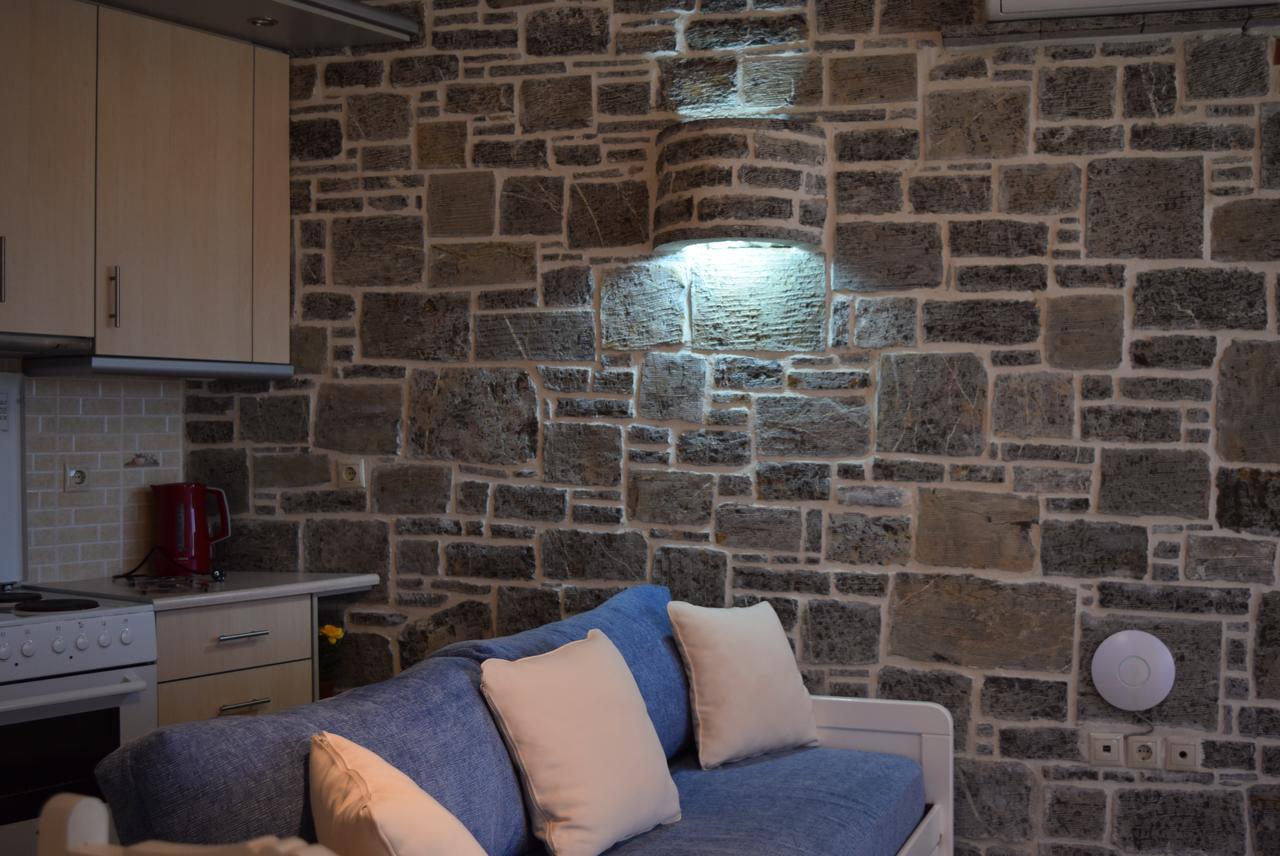 Cozy Residences In The Center Of Village - Lydia Lithos- *