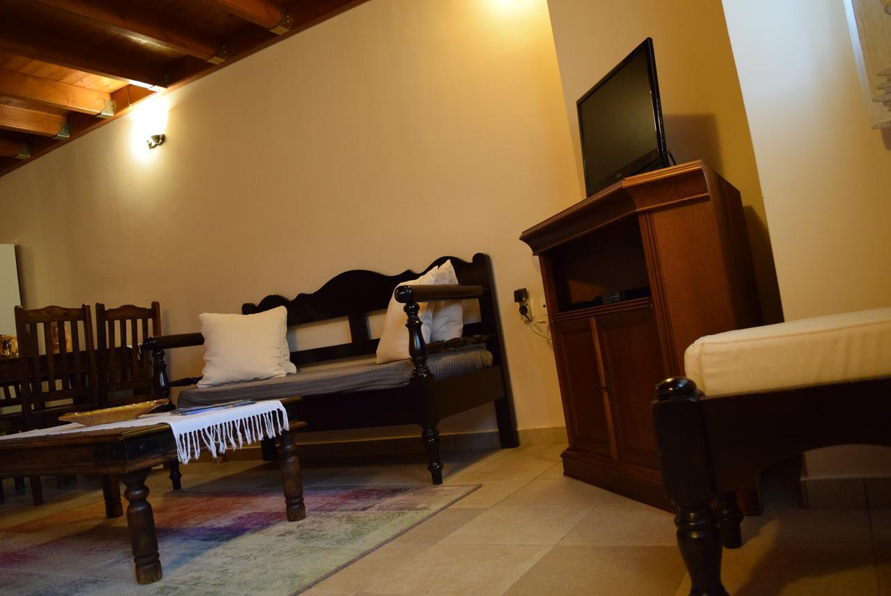 Cozy Residences In The Center Of Village - Lydia Lithos- Apartament Volissos